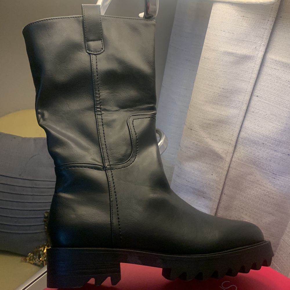 Black Edgy Boots